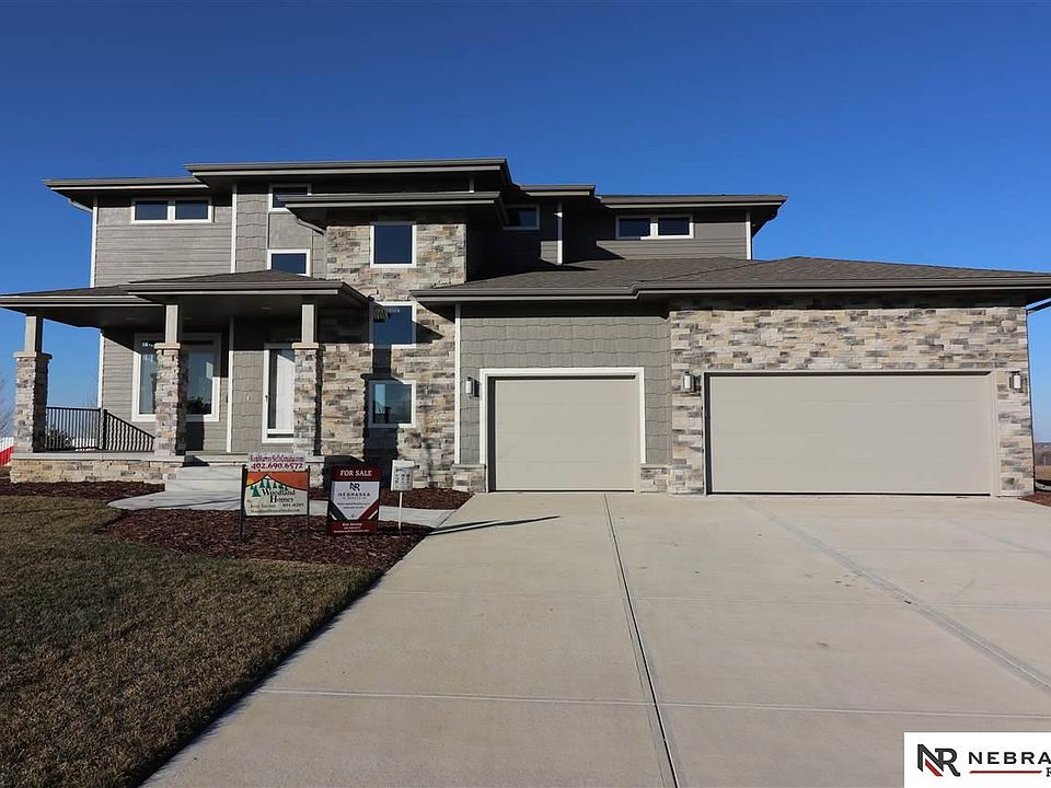 1st image of 18620 Alder Cir
