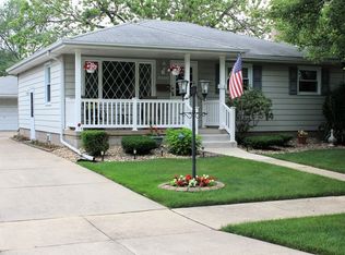 18522 Oakley Ave, Lansing, IL