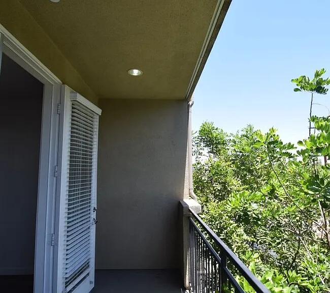 7851 Ventura Canyon Avenue — Photo 15