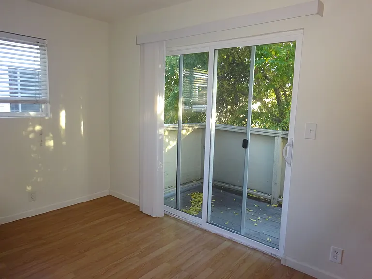 1600 Broadway St #6 — Photo 19