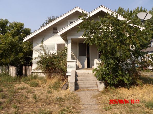 1891 Clark St