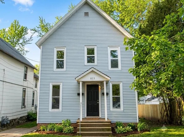 823 McReynolds Ave NW, Grand Rapids, MI 49504