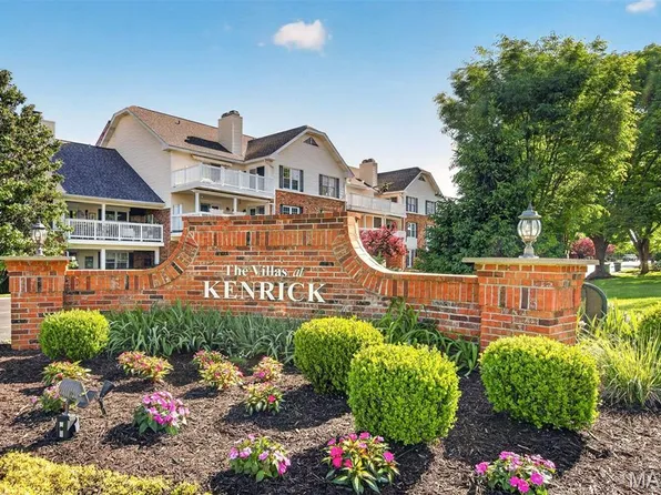 7316 Whitehall Colonial Ln, Saint Louis, MO 63119