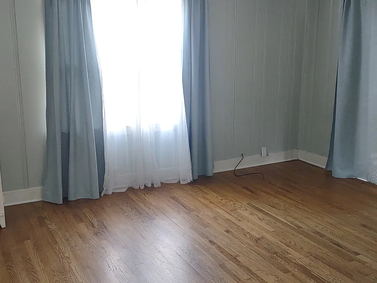 220 Monteray Ave — Photo 11