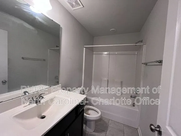 4945 Southern Magnolia Dr — Photo 20