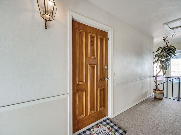 5th image of 10532 Stone Canyon Rd APT 209