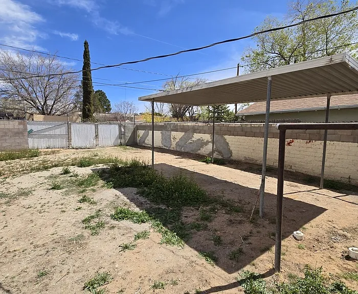 214 Wellesley Dr SE — Photo 26