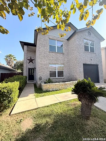 4 bed, 2.0 bath, 2180 sqft, $1,850 — Photo 1