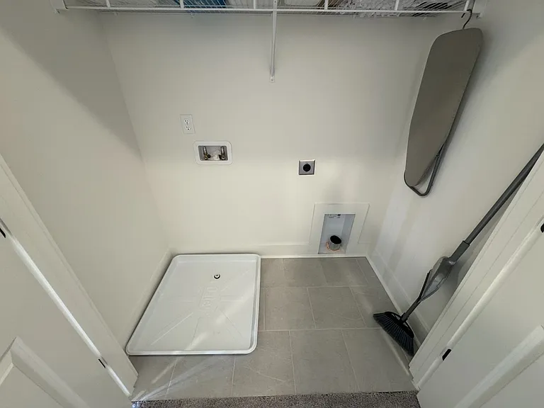 120 Nearwater Pl — Photo 8