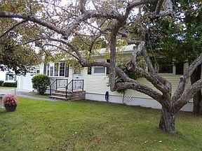 2nd image of 18 Theresa Ave