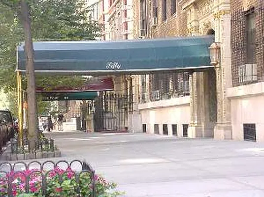 Sold by Corcoran | media 14