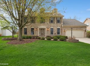 1136 Challenge Rd, Batavia, IL 60510