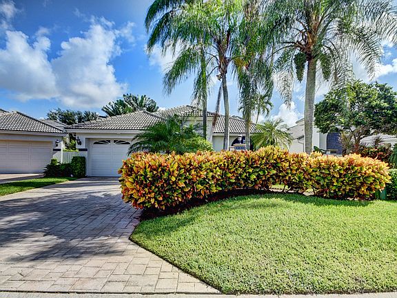 Home For Sale In Broken Sound Country Club