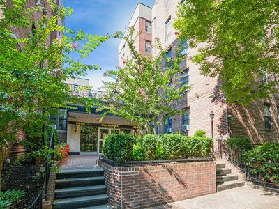 83-20 141st St APT 6N, Queens, NY, 11435