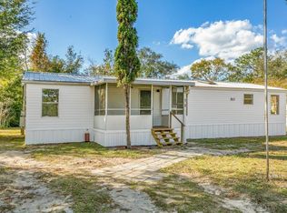 105 Kennedy Ave, Interlachen, FL 32148