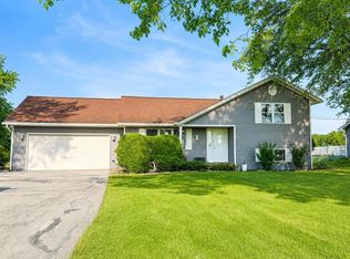 17247 Mount St, Lowell, IN 46356