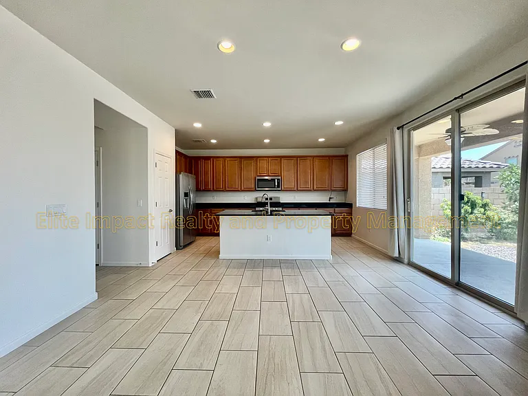 11442 E Dry Wind Dr — Photo 8