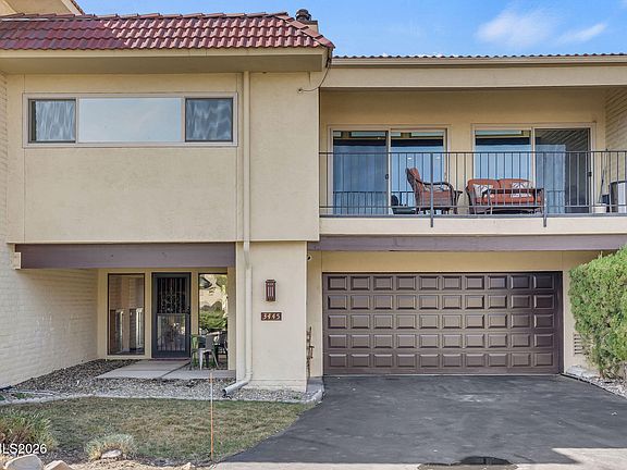 2nd image of 3445 Skyline Blvd