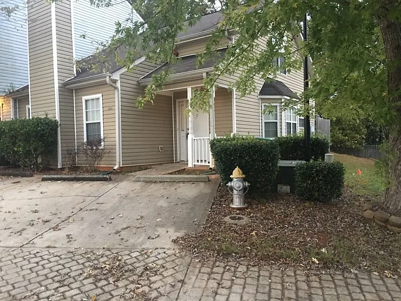 6470 Wellington Chase Ct photo 1