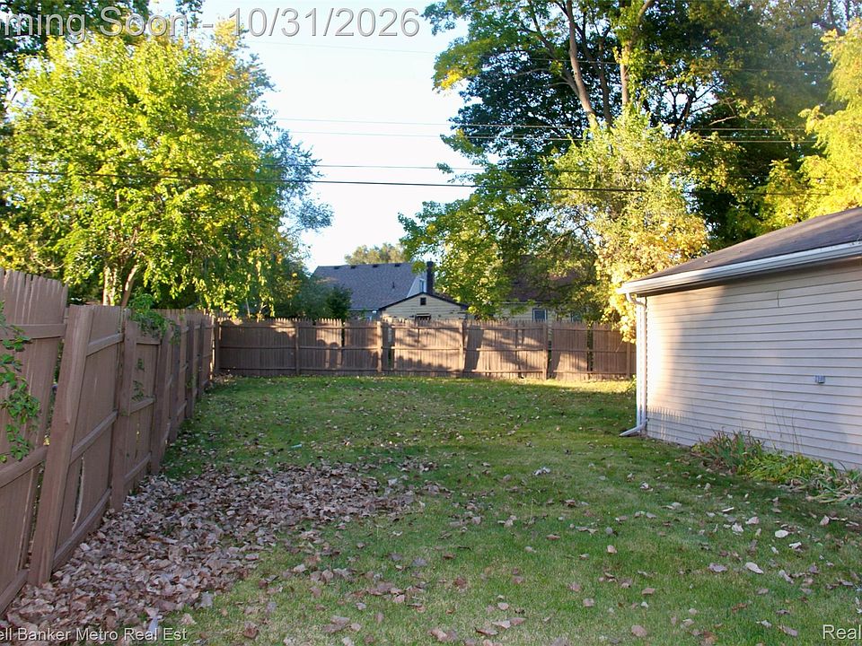 1010 Canterbury Dr, photo 25