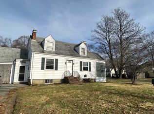 123 High St, Ipswich, MA 01938