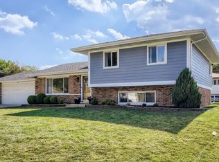 736 Terrace Ct, Schaumburg, IL 60193