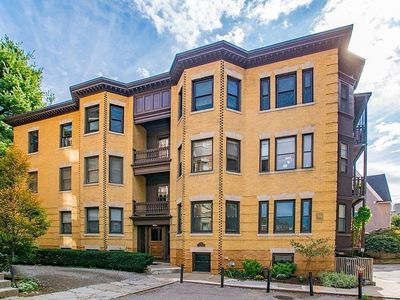 17 Park Vale APT 5, Brookline, MA, 02446