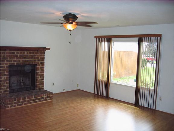 2nd image of 1708 Cacapon Ct