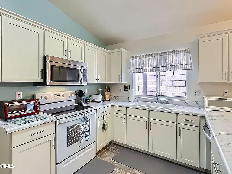 11335 W Madisen Ellise Dr — Photo 13