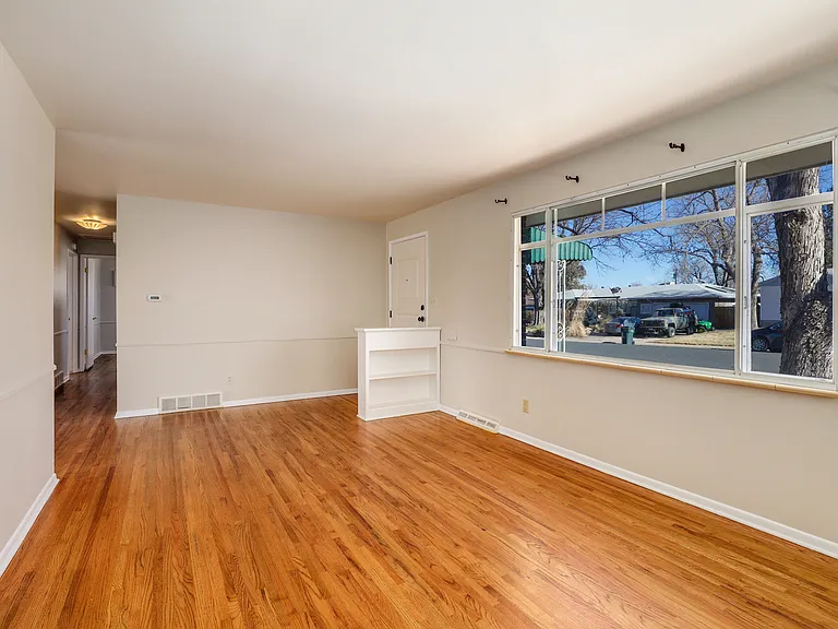 4685 S Inca St — Photo 3