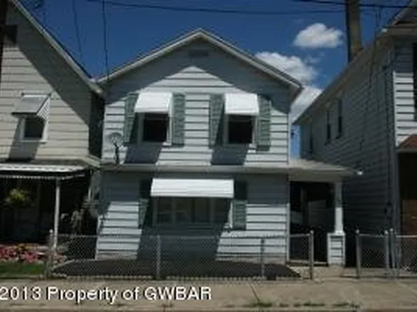 62 Carroll St, Pittston, PA 18640