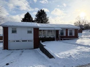 318 W Ridge Ave, Falls Creek, PA 15840