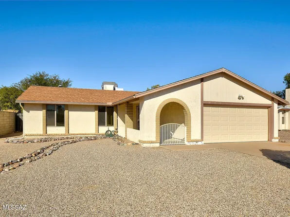 4550 W Lynn Cir, Tucson, AZ 85741