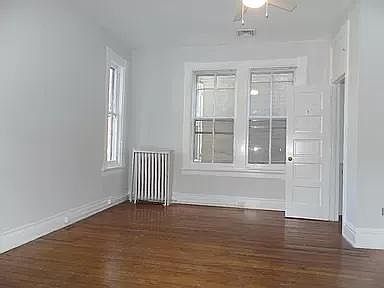 3rd image of 2222 Stuart Ave APT 2