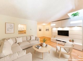 3319 Mountain Hwy, North Vancouver, BC V7K 2H4