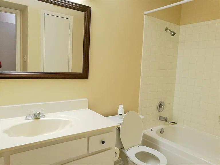 2121 Hepburn St #505 — Photo 9