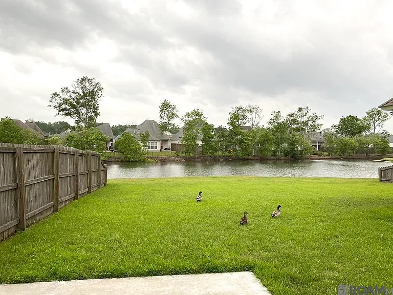 10868 Springtree Ave — Photo 13