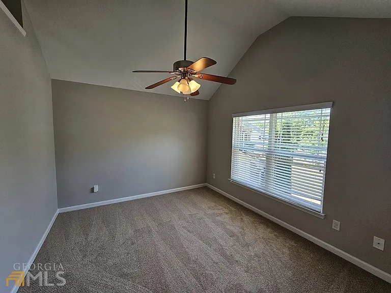 99 Matador Way — Photo 16