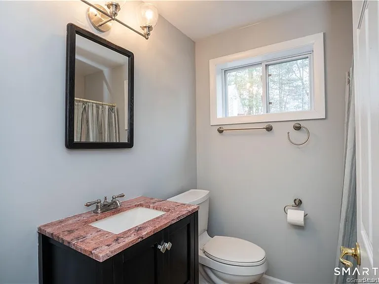 34 John Smith Dr — Photo 16