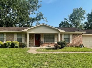 622 E Verbena Ave, Foley, AL 36535