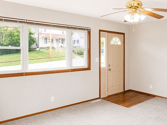 4th image of 58 Flax St