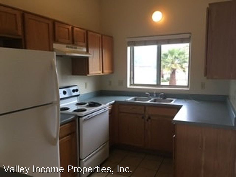 2nd image of 5330 E Bellevue St APT 15