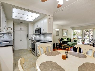 2276 Via Mariposa E UNIT D, Laguna Woods, CA, 92637