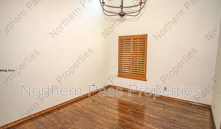 612 Willow Glen Dr — Photo 7