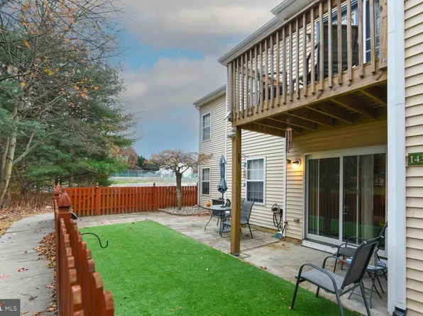1433 Tristram Cir, Mantua, NJ 08051