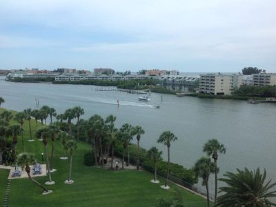 10216 Regal Dr APT 703, Largo, FL, 33774