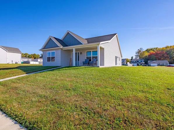 1101 Watership Dr, Evansville, IN 47725