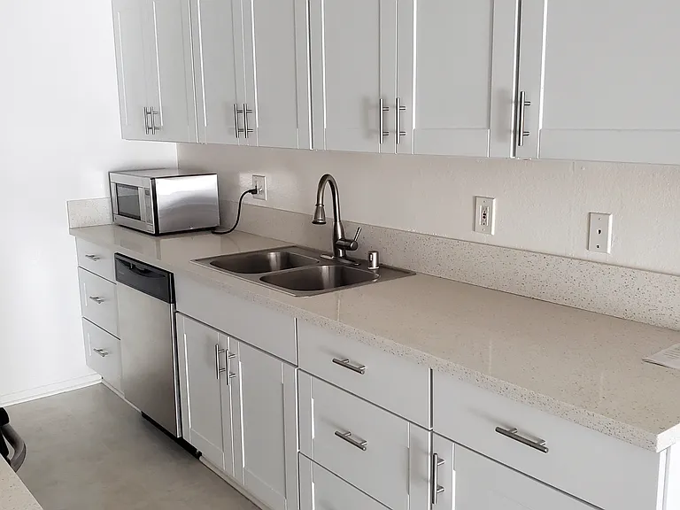 12333 Texas Ave — Photo 35