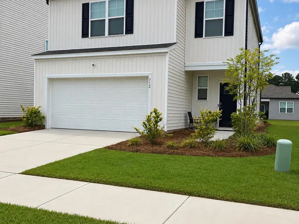 712 Long Bluff Rd, Summerville, SC 29486