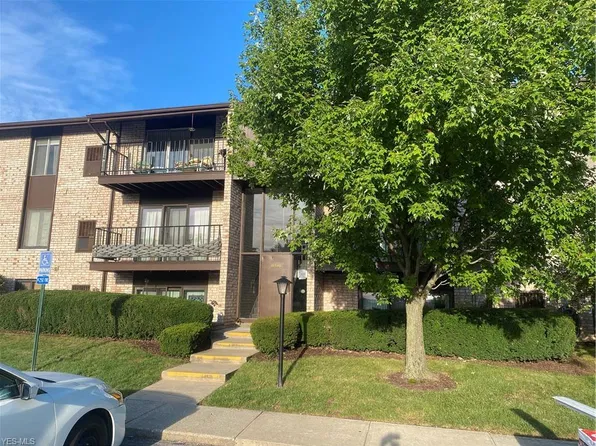 16340 Heather Ln #F104, Middleburg Heights, OH 44130